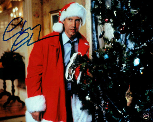 Chevy Chase Autographed National Lampoon’s Christmas Vacation 8x10 photo