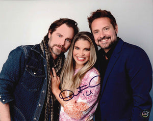Danielle Fishel Pod Meets World Autographed 8x10