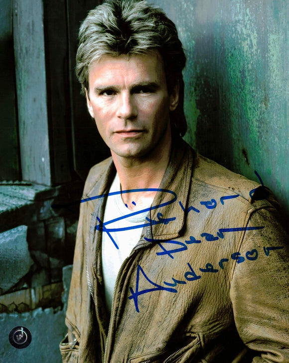 Richard Dean Anderson MacGyver Autographed 8x10