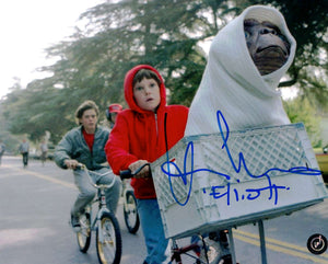 Henry Thomas E.T. The Extra Terrestrial Autographed 8x10 Photo