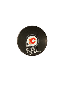 Doug Gilmour Calgary Flames Autographed Puck