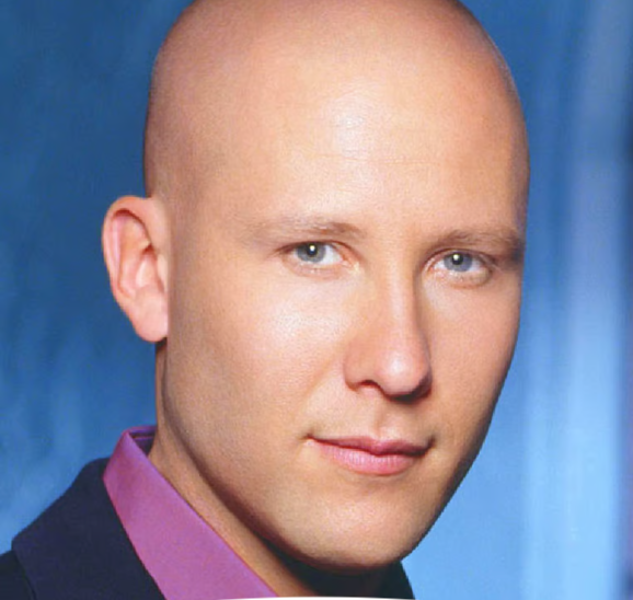Mail Order Signing - Michael Rosenbaum
