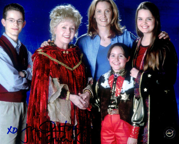 Judith Hoag Halloweentown Autographed 8x10