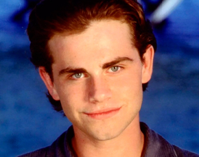 Niagara Falls Comic Con Mail Order Signing - Rider Strong